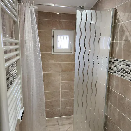 A Moins De 10 Minutes De La Cite Medievale De Appartement Carcassonne