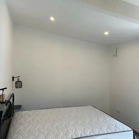 A Moins De 10 Minutes De La Cite Medievale De Appartement *